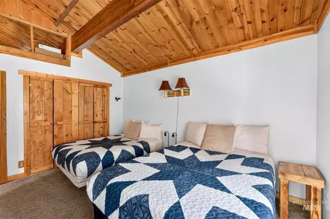 Bedroom - 42 Red Fox Ct, Cascade, ID 83611 photo 2 of 4