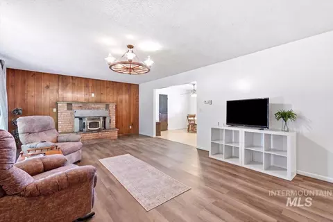 16622 Logan St, Caldwell, ID 83607 photo 6