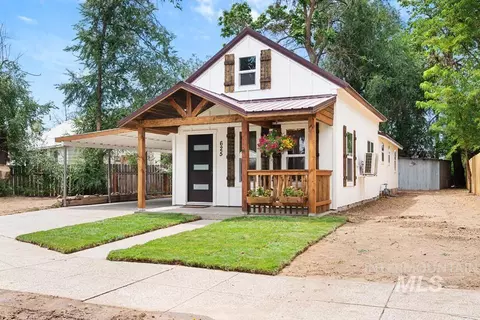 625 W 6th St, Weiser, ID 83672 photo 1