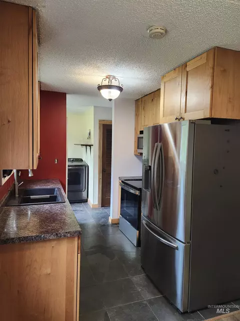 Kitchen - 425 Cedar Dr, Pierce, ID 83546 photo 1 of 6
