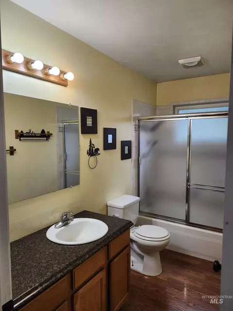Bath - 425 Cedar Dr, Pierce, ID 83546 photo 2 of 2