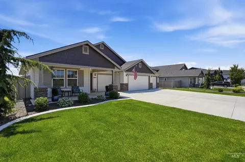 10457 W Tower Grove Ct, Star, ID 83669