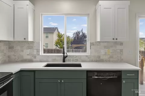 Kitchen - 4415 Duke St, Caldwell, ID 83607 photo 2 of 3