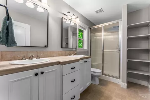 Bath - 704 N White Sage Way, Eagle, ID 83616 photo 7 of 7