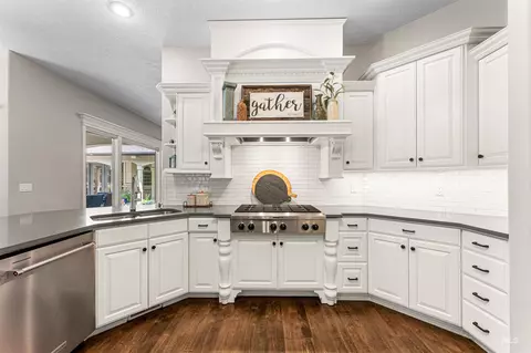 Kitchen - 704 N White Sage Way, Eagle, ID 83616 photo 2 of 5