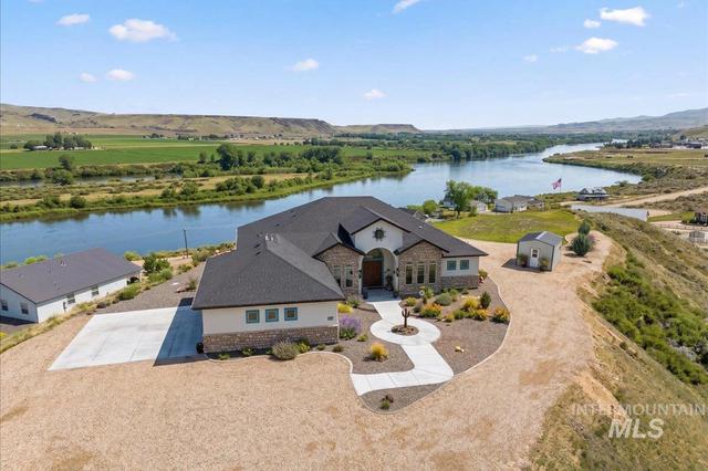 8065 Moonshine Ln, Marsing, ID 83639