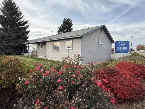 725 SW 8th St, Fruitland, ID 83619