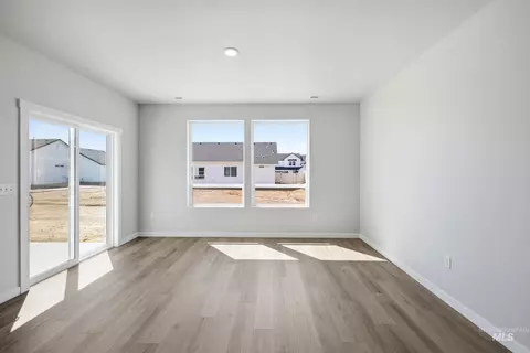 Living - 2999 N Schimigadoon Way, Eagle, ID 83616 photo 1 of 5