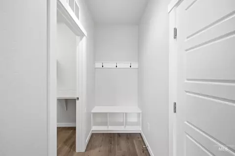 Entry Way - 2999 N Schimigadoon Way, Eagle, ID 83616 photo 2 of 3