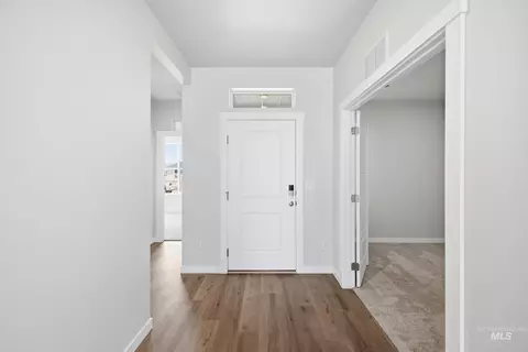 Entry Way - 2999 N Schimigadoon Way, Eagle, ID 83616 photo 1 of 3