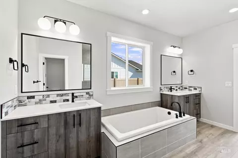 Bath - 2999 N Schimigadoon Way, Eagle, ID 83616 photo 6 of 6