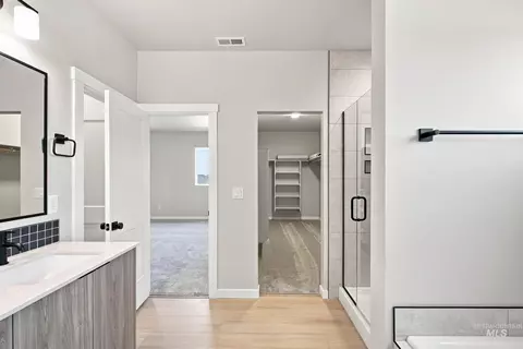 Entry Way - 3035 N Schimigadoon Way, Eagle, ID 83616 photo 3 of 3
