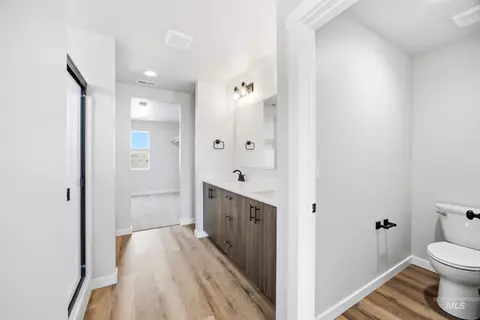 Entry Way - 7283 W Trumbull Ct, Eagle, ID 83616 photo 3 of 3