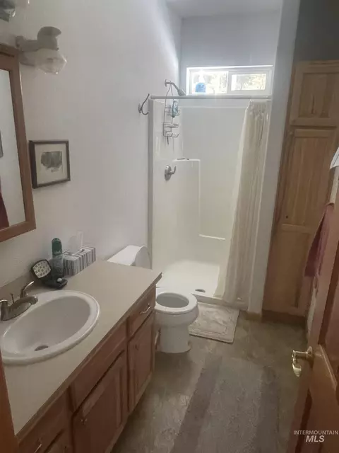 17567 Edwardsburg Rd, Cascade, ID 83611 photo 9