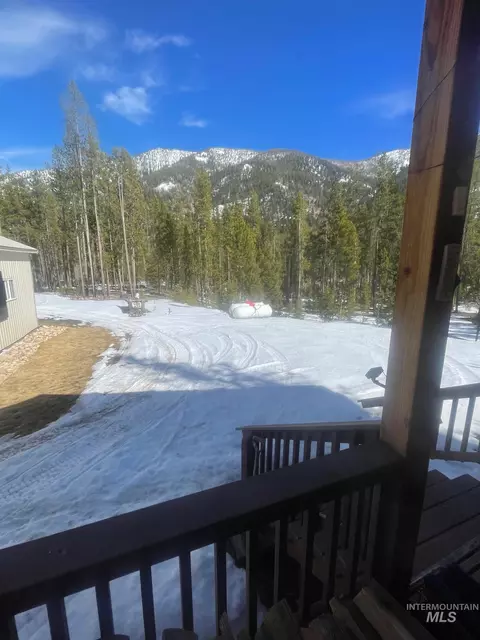 17567 Edwardsburg Rd, Cascade, ID 83611 photo 4