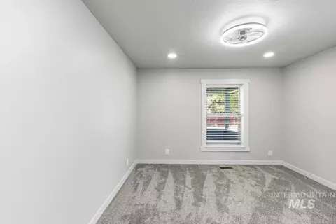 311 N School St, Cascade, ID 83611 photo 14