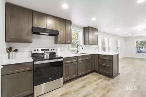 311 N School St, Cascade, ID 83611 photo 9