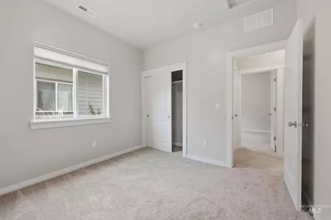 Bedroom - 1010 N Chastain Ln, Eagle, ID 83616 photo 1 of 6