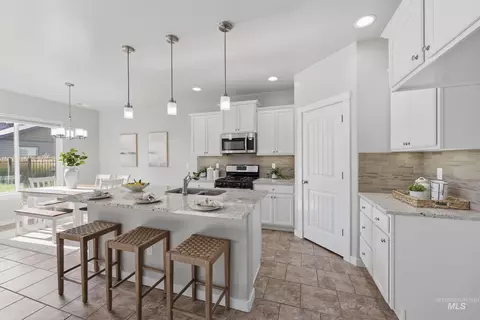 Kitchen - 1010 N Chastain Ln, Eagle, ID 83616 photo 3 of 7
