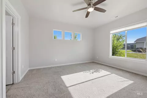 Bedroom - 1010 N Chastain Ln, Eagle, ID 83616 photo 4 of 6