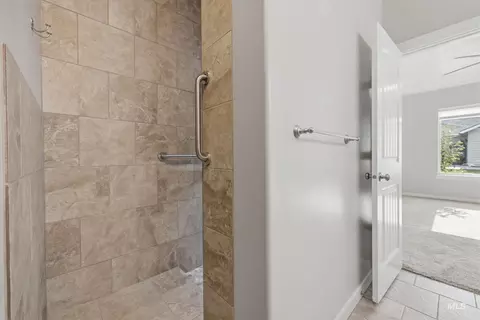Other - 1010 N Chastain Ln, Eagle, ID 83616 photo 5 of 9