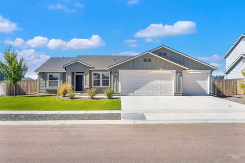 7598 E Toussand Dr, Nampa, ID 83687