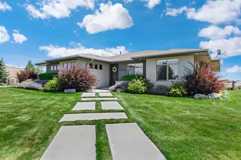 24398 Tombstone Ridge Ct, Middleton, ID 83644