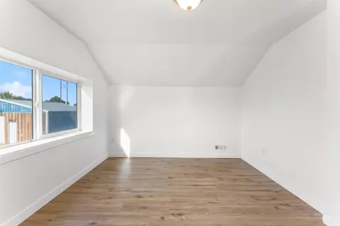 Bedroom - 17441 Upper Pleasant Ridge Rd, Caldwell, ID 83607 photo 11 of 12