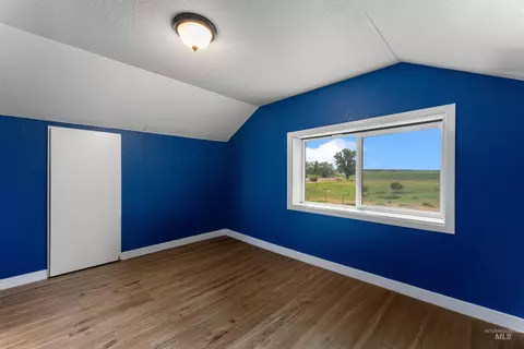 Bedroom - 17441 Upper Pleasant Ridge Rd, Caldwell, ID 83607 photo 3 of 12