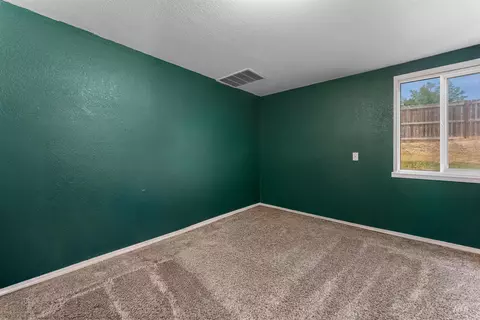 Bedroom - 17441 Upper Pleasant Ridge Rd, Caldwell, ID 83607 photo 5 of 12