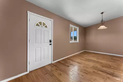Entry Way - 17441 Upper Pleasant Ridge Rd, Caldwell, ID 83607 photo 1 of 1