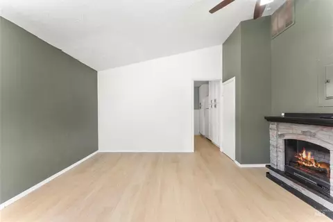Living - 17441 Upper Pleasant Ridge Rd, Caldwell, ID 83607 photo 2 of 3