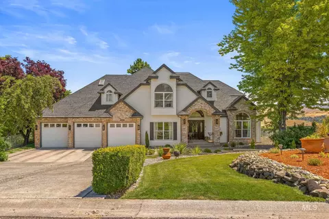 3705 Nicklaus Dr, Clarkston, WA 99403