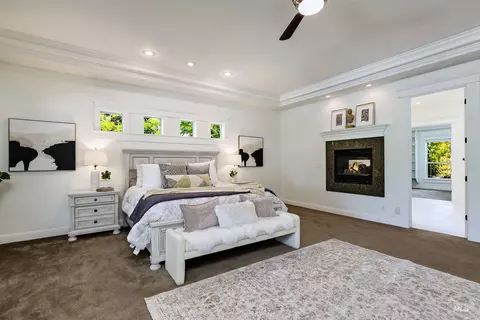 Bedroom - 103 S Alder Ln, Eagle, ID 83616 photo 1 of 4