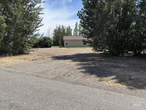 Exterior - 1127 E 720 N 1127 E 720 N, Richfield, ID 83349 photo 4 of 18