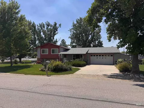 3305 S Beverly St, Boise, ID 83709
