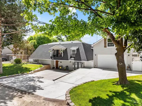 203 Melba Dr, Nampa, ID 83686