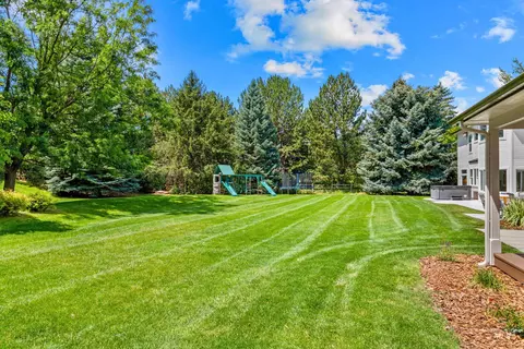 Exterior - 441 W Fordham Dr, Eagle, ID 83616 photo 5 of 8