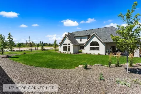 3408 N Hardwick Ave, Eagle, ID 83616 photo 2