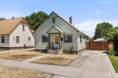 918 W 3rd St, Weiser, ID 83672 photo 3