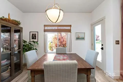 Dining - 5948 W Hamm Ln, Eagle, ID 83616 photo 1 of 1