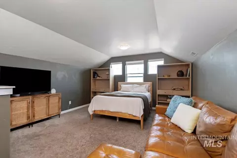 Bedroom - 5948 W Hamm Ln, Eagle, ID 83616 photo 6 of 6