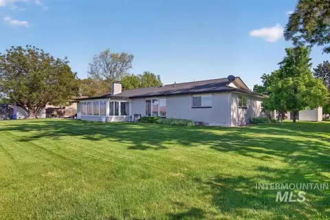Exterior - 4230 E Chinden Blvd, Eagle, ID 83616 photo 5 of 17