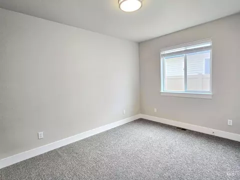 Bedroom - 919 Gem Ave, Kimberly, ID 83341 photo 4 of 5