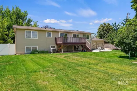 Exterior - 25150 Geri Ln, Caldwell, ID 83607 photo 2 of 13