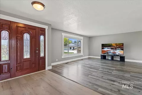 Entry Way - 25150 Geri Ln, Caldwell, ID 83607 photo 1 of 1