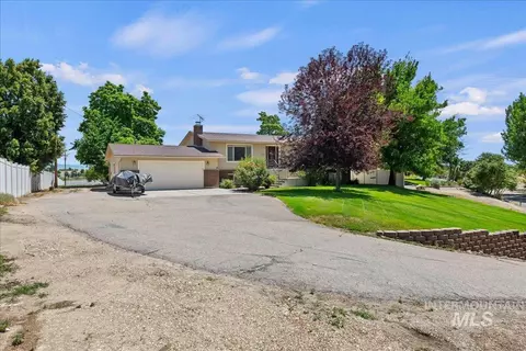 Exterior - 25150 Geri Ln, Caldwell, ID 83607 photo 4 of 13