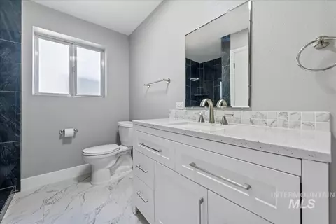 Bath - 25150 Geri Ln, Caldwell, ID 83607 photo 4 of 5