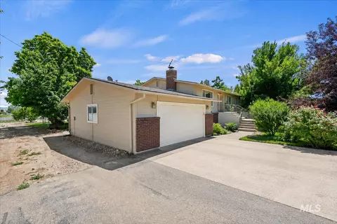 Exterior - 25150 Geri Ln, Caldwell, ID 83607 photo 6 of 13