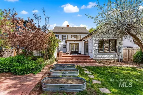 915 N 17th St, Boise, ID 83702